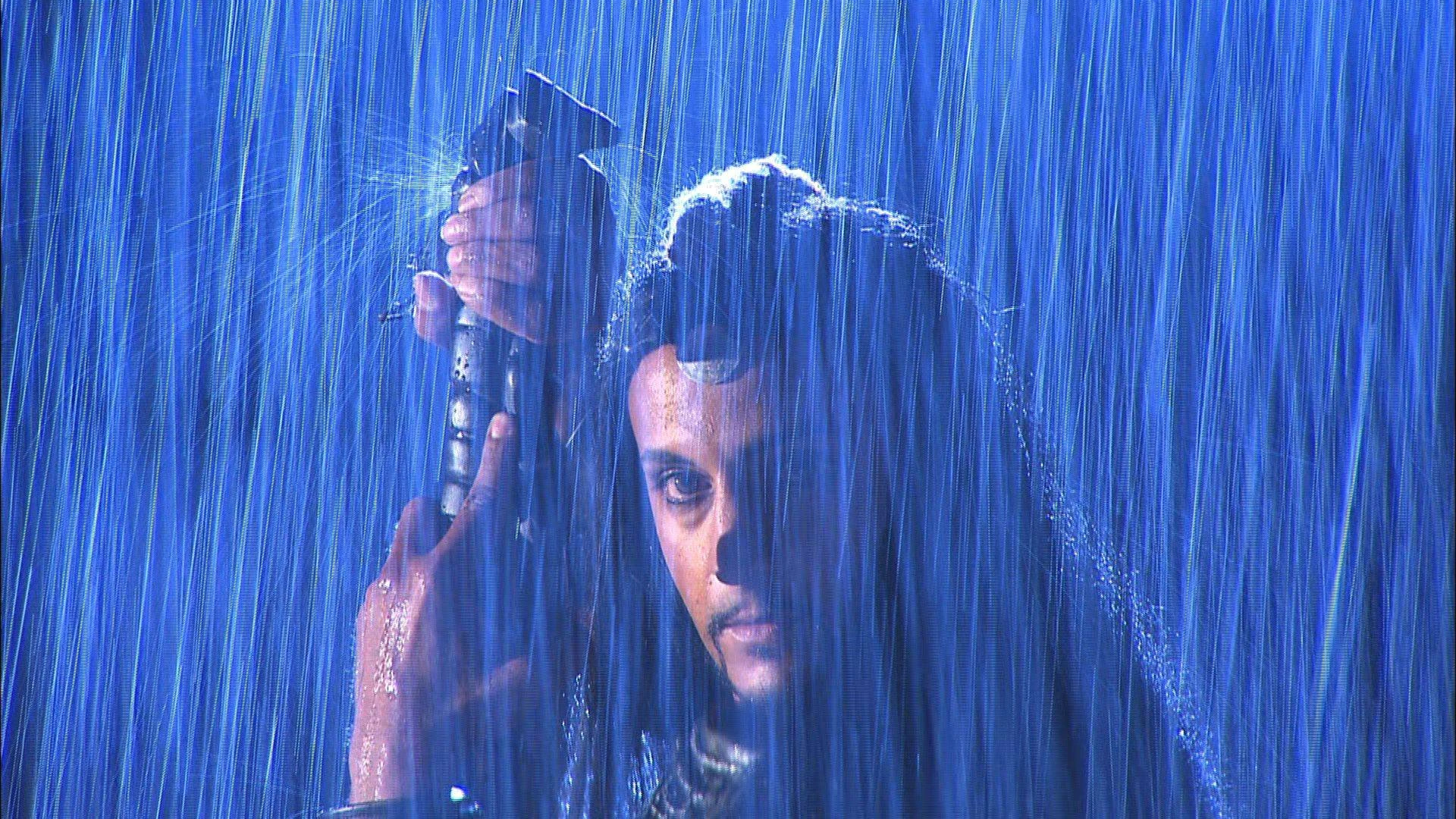 Sous la pluie, image de film